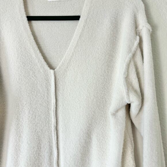 Aritzia Wilfred Cream Dolan Oversized Sweater Size XXS - Picture 3 of 7